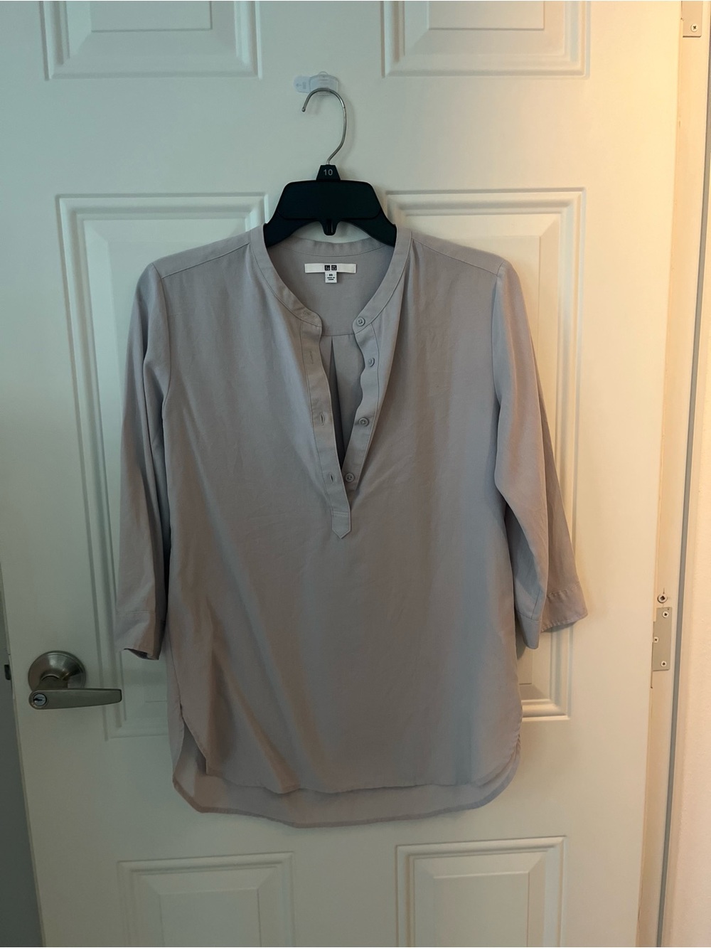 Uniqlo Light Gray Women's Casual Button-Down Henley Shirt